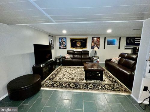 2047 Durham Rd, Fallston MD 21047-1012 exterior