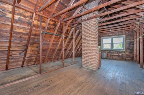 5 Wilfred St, Montclair NJ 07042-1644 exterior