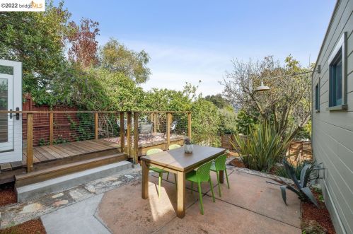 739 Cerrito, Berkeley CA 94706-1521 exterior