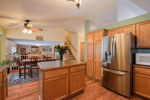 8424 Ashford Rd, Saint Paul MN 55125-8481 exterior