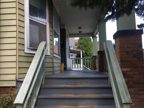 2415 Murray Ave, Milwaukee, WI 53211-4407