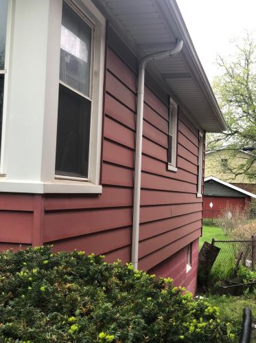 1320 Taft St, Gary IN  46404-2232 exterior