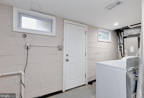 34 Elmira St, Washington DC 20032-5873 exterior