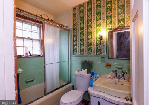 1310 Decatur St, Washington DC 20011-4709 exterior