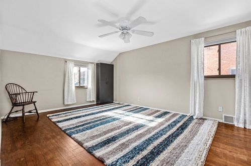 326 Altoona Pl, Pittsburgh PA  15243-2063 exterior