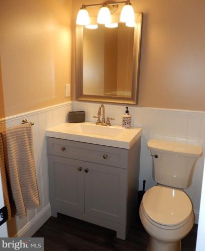 3 Oakmont Pl, Media PA 19063-2565 exterior