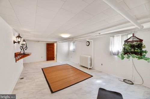 14 Glendale Ave, Alexandria VA 22301-2403 exterior