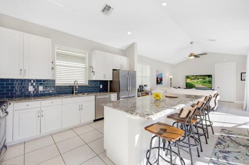 8312 Laurel Lk Blvd, Naples FL 34119-6789 exterior