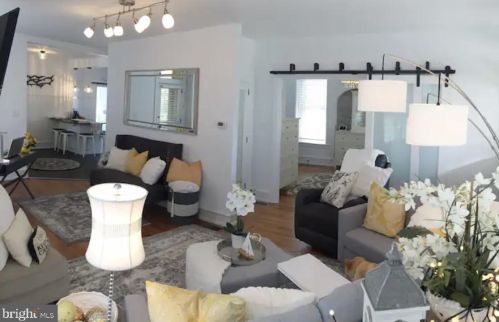 2008 Marietta Ave, Lancaster PA 17603-2354 exterior