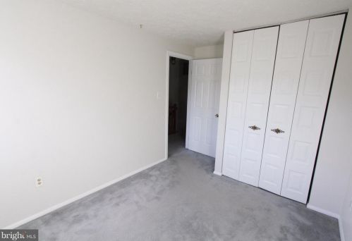 7800 Havenside Ter, Rockville MD 20855-2261 exterior