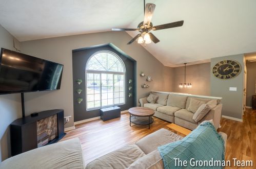 3032 Root Ct, Cedar Springs MI 49319-8153 exterior