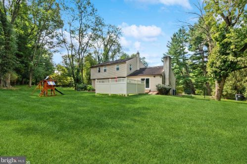 217 Vly Rd, Media PA 19063-5616 exterior