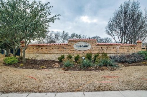 10107 Summit Run Dr, Frisco TX 75035-4726 exterior