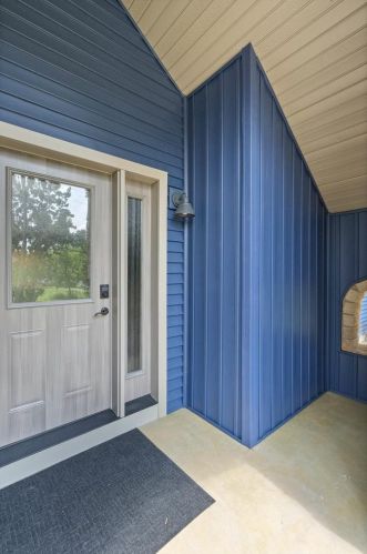 6218 Old Middleton Rd, Madison WI  53705-1040 exterior