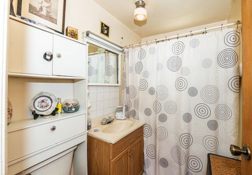 5748 Grand Ave, Chicago IL 60707-1909 exterior