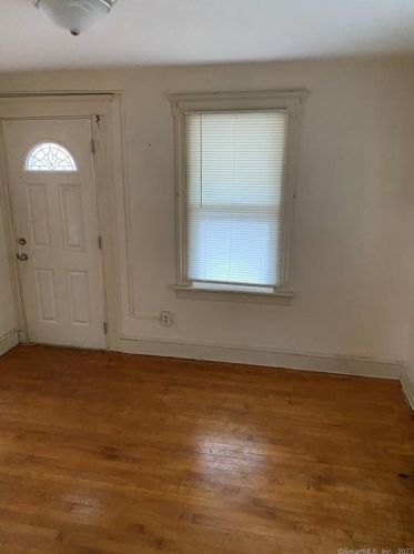 40 James St, Torrington CT 06790-4905 exterior