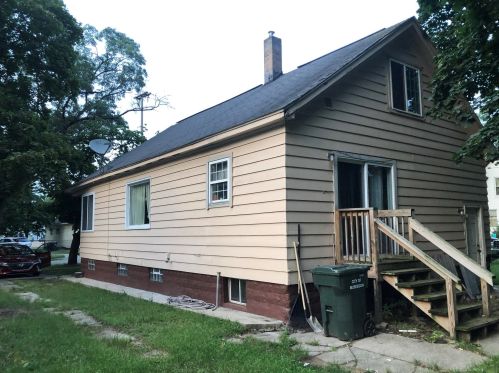 785 Evanston Ave, Meskegon, MI 49442-4073