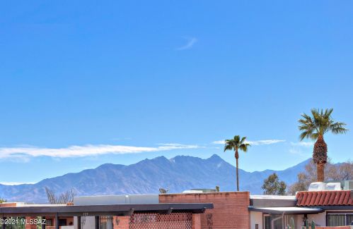 338 Camino Del Sonador, Green Valley AZ 85614-3222 exterior