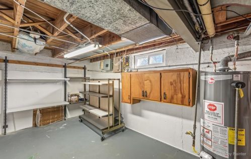 5431 Newcastle Ave, Chicago IL 60638-2303 exterior