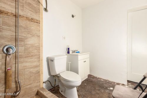 2530 29 Pl, Phoenix AZ 85016-5815 exterior