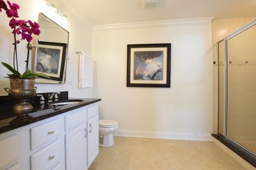 5847 Nashville Ave, Chicago IL 60638-4112 exterior