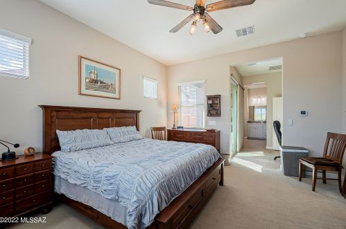 2472 Bassett Peak Dr, Green Valley AZ 85622-8110 exterior