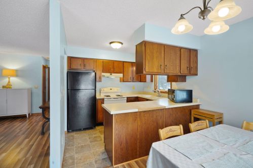 15127 Dunbar Blvd, Saint Paul MN 55124-6840 exterior