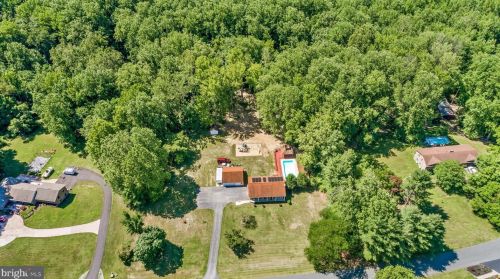 1070 Carson Dr, Huntingtown MD 20639-9507 exterior