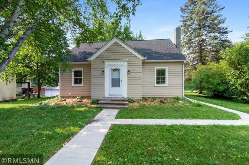 5089 Main St, Maple Plain MN 55359-9430 exterior