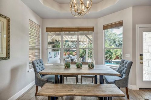 8216 Endeavor Cir, Austin TX 78726-1722 exterior