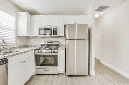 3815 Clovis Ct, Atlanta GA 30331-3437 exterior