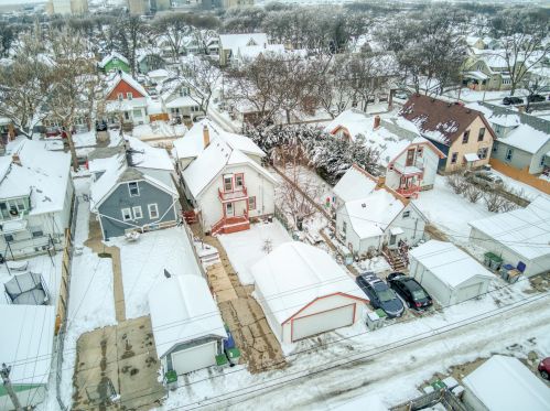 2218 33rd St, Milwaukee WI  53208-1428 exterior