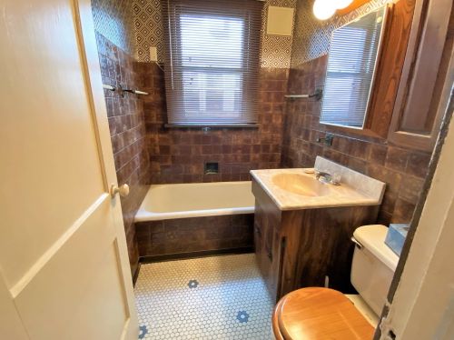 6205 Maplewood Ave, Chicago IL 60622-4644 exterior