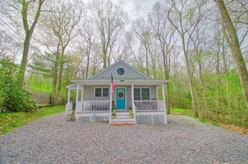 113 Catlin Rd, Torrington CT 06791-1806 exterior