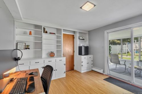 75 Boylston St, Meriden CT 06450-4737 exterior