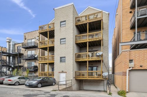 1623 Grand Ave, Chicago IL 60622-7067 exterior