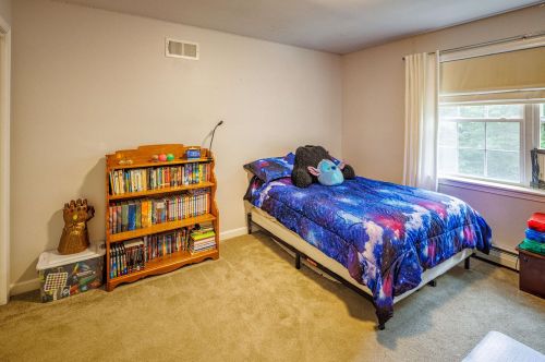 15 Bernard Rd, Barrington NH 03884-6875 exterior