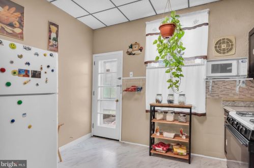 1920 16 St, Philadelphia PA 19145-3010 exterior