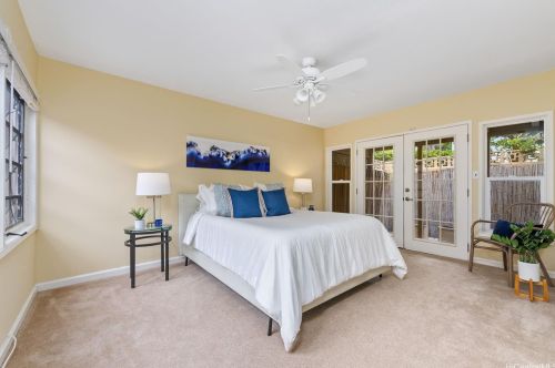 4933 Waa St, Honolulu HI 96821-1445 exterior