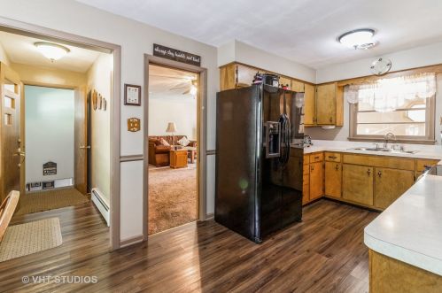 313 Dwight Ave, Joliet IL 60436-1424 exterior