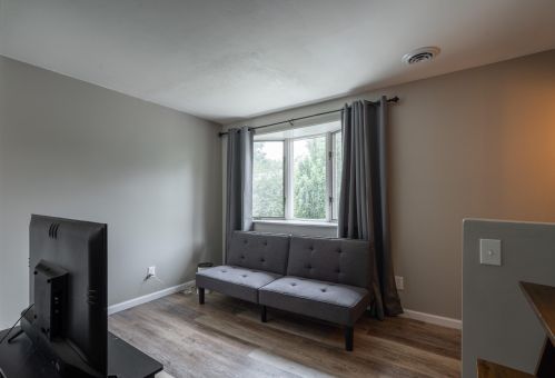 214 80th St, Milwaukee WI  53214-1419 exterior