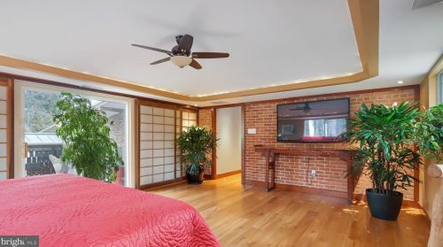 4512 Dolphin Ln, Alexandria VA 22309-3110 exterior