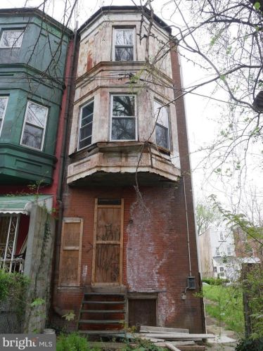 3311 16th St, Philadelphia PA  19140-4902 exterior