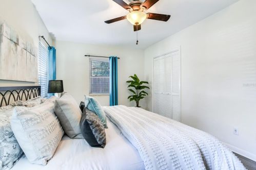 625 Jamaica Ave, Tampa FL  33606-3928 exterior