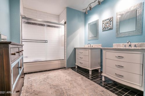 2935 22 Way, Phoenix AZ 85024-9516 exterior