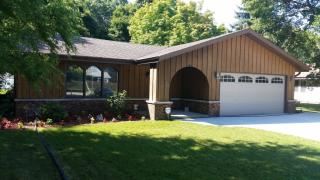 3517 Grange Ave, Milwaukee, WI 53221-4005