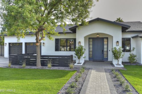 3631 54th Ct, Phoenix AZ  85018-4555 exterior