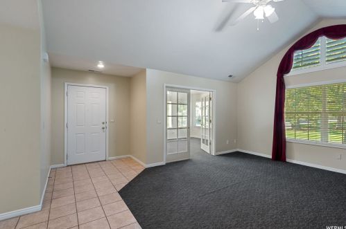 2088 Jordan Villa Dr, Taylorsville, UT 84088-6703