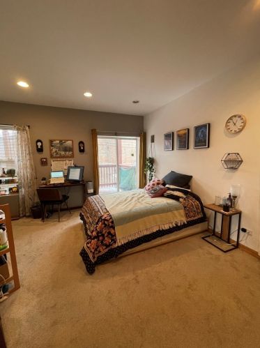 2746 Ashland Ave, Chicago IL 60657-6564 exterior