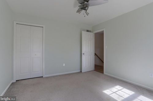 850 Zermatt Dr, Hummelstown PA  17036-9706 exterior